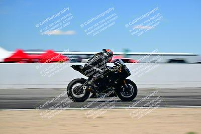 media/Mar-25-2024-Moto Forza (Mon) [[8d4319bd68]]/2-Advanced Group/Session 4 Front Straight Speed Pans/